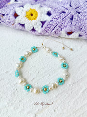 Adjustable Drawstring Beaded Bracelet Blue Daisy