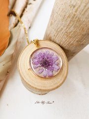 Resin Dried Flower Necklace for Nature Lovers